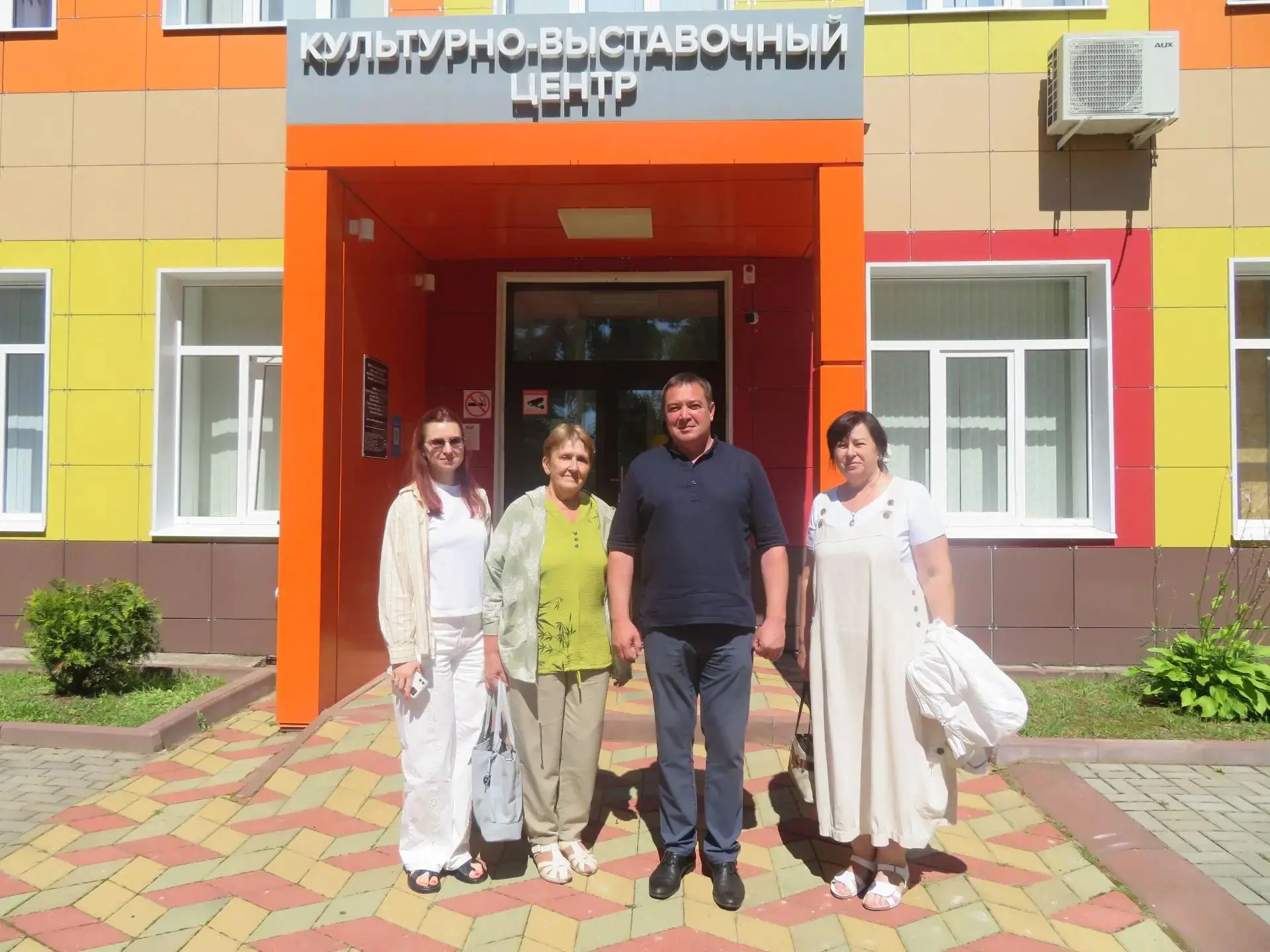Путь длиной в 8 тысяч километров — ради памяти о герое.